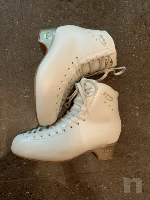 PATTINO OVERTURE PATTINAGGIO USATO 3 MESI foto-38389