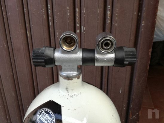 Vendo bombola subacquea 15 litri con biattacco foto-38854