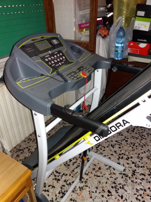 TAPIS ROULANT DIADORA RUN 2700 MP3 - fitness in vendita a Lecce