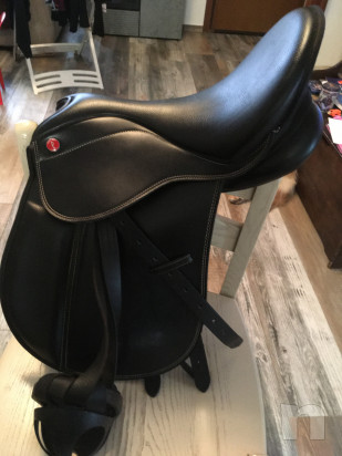 Sella nuovissima  foto-20406