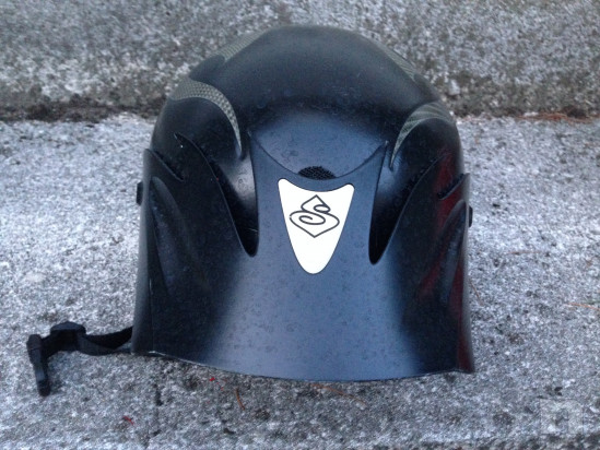 Casco carbonio torrente foto-20991