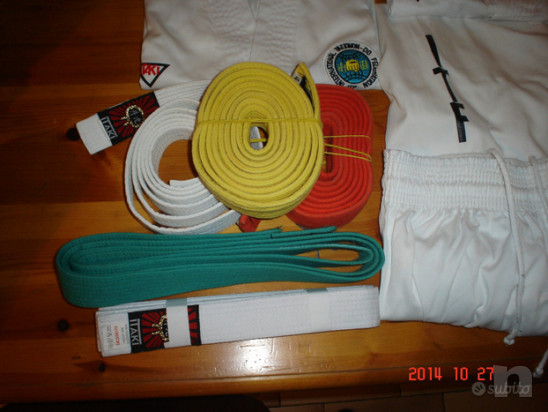 Kimono completi per arti marziali  foto-41373