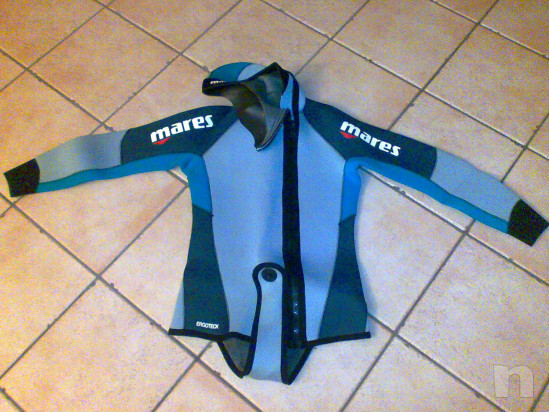 Muta sub uomo foto-41837