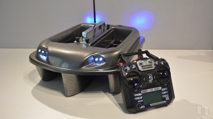 Carpa Follia Phantom Bait Boat   toslon rilevatore di pesci   Toslon X-Pilot Nuovo foto-42053