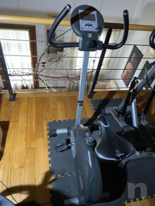 Cyclette elettrica con conta battiti. COME NUOVA foto-21779