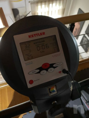 Cyclette elettrica con conta battiti. COME NUOVA foto-42800