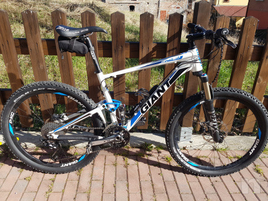 giant anthem x2 2011