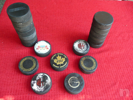 Dischi per Hockey su ghiaccio. foto-21845