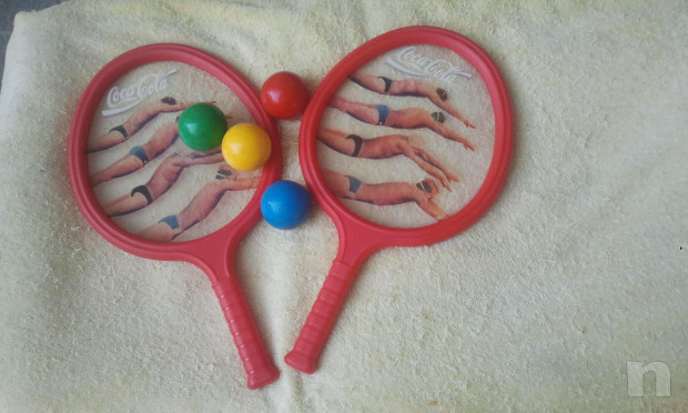 Racchette da giardino o Spiaggia marchio Coca-Cola. foto-21864