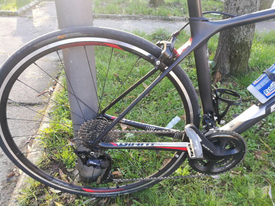 Bicicletta giant TCR 8mesi di Vita!!  Pacco pignoni ultrega11 rapporti misura S ,Tutta in carbonio foto-43379
