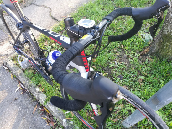 Bicicletta giant TCR 8mesi di Vita!!  Pacco pignoni ultrega11 rapporti misura S ,Tutta in carbonio foto-43380