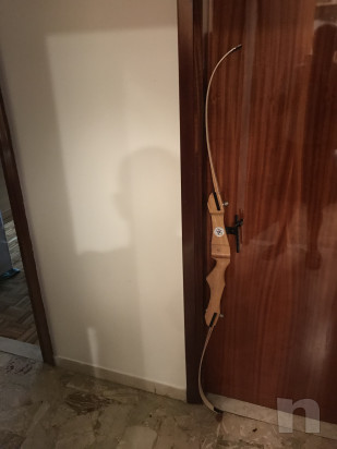 Arco mancino usato un paio di volte in modo errato. Sono destro foto-22305