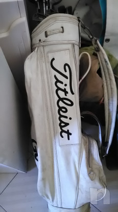 Set di mazze da golf con sacca e palline foto-43831