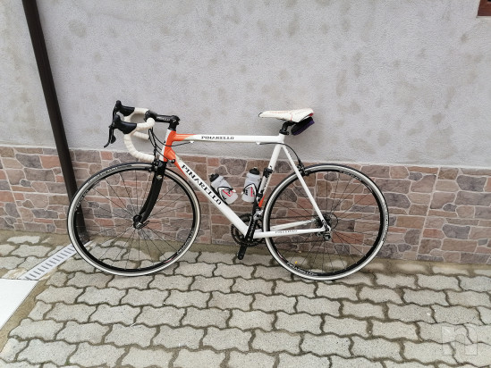Vendo bici da corsa pinarello - ciclismo-biciclette in vendita a Biella