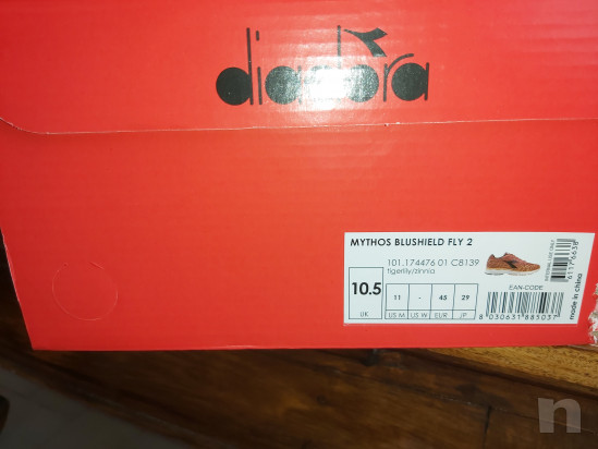Diadora Blushield Fly2 NUOVE num. 45 foto-44186