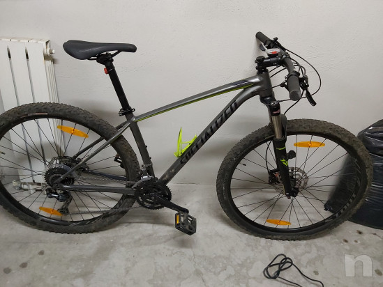 SPECIALIZED ROCKHOPPER 29 GIUGNO 2019, TAGLIA M CAMBIO SHIMANO DEORE A 27 RAPPORTI foto-22468