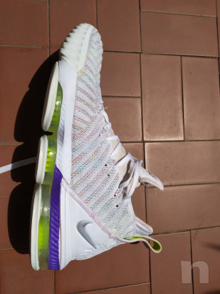 LeBron 16 numero 46 foto-44803