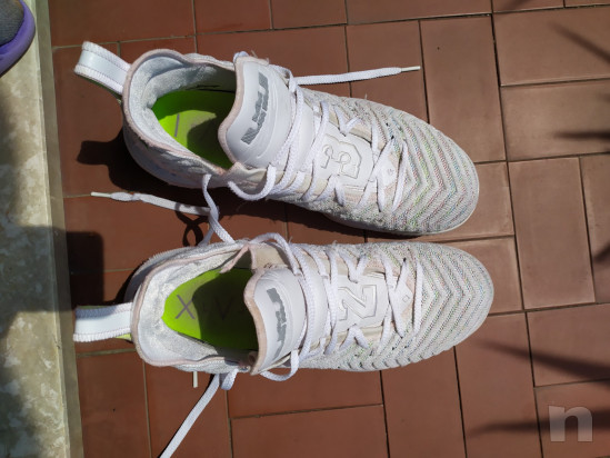 LeBron 16 numero 46 foto-44802