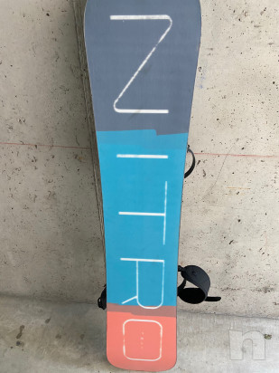 Vendo tavola snowboard usata pochissimo in ottime condizioni foto-45268