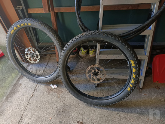 Cerchi boost 27.5 Plus con coperture 27.5x3.00 con dischi 180mm.  foto-23080