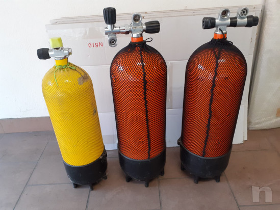 Vendo attrezzatura e abbigliamento foto-45753