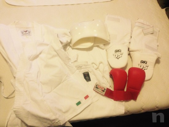 Attrezzatura varia Karate  foto-2326
