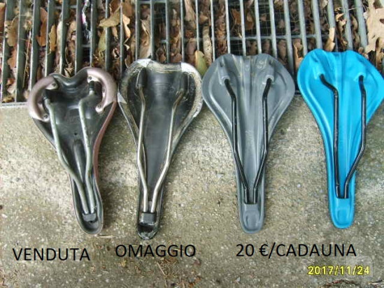3 selle mtb(sella rosa venduta), portabici 3 ganci,scarpe addidas 41,5 foto-46836