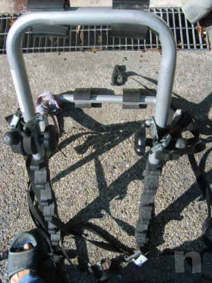 3 selle mtb(sella rosa venduta), portabici 3 ganci,scarpe addidas 41,5 foto-46837