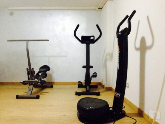 Attrezzi palestra uso casalingo foto-2370