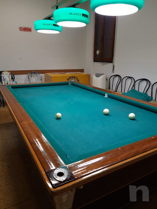 Vendiamo Biliardo rastrelliera stecche e palline foto-46942