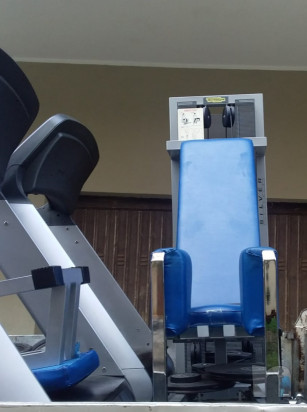 Attrezzatura completa da palestra foto-48125