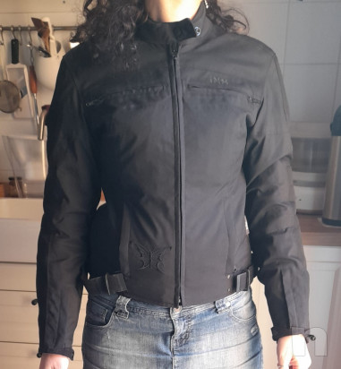 casco   giubbotto usati una sola volta foto-48654