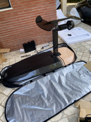 Hydrofoil Elettrico Full Carbon foto-48771