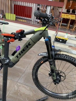 BICI ELETTRICA TREK (US) POWERFLY 9 LT PLUS ALLUMINIO foto-49098