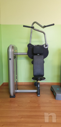 Vertical traction technogym  foto-24747