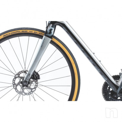 SCOTT ADDICT GRAVEL 30 DISC 105 - CARBON ROADBIKE - 2019 foto-49304