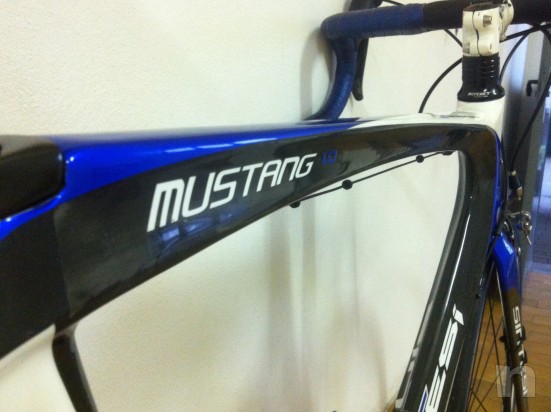 Bici in carbonio Sintesi Mustang foto-4266