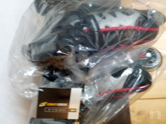 pattini a rotelle nuovi foto-2492