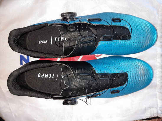 Scarpe Fizik Decos Carbon iridescente foto-50689