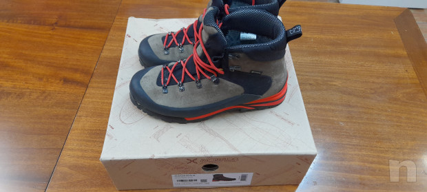 Vendo scarponi montura  foto-50875