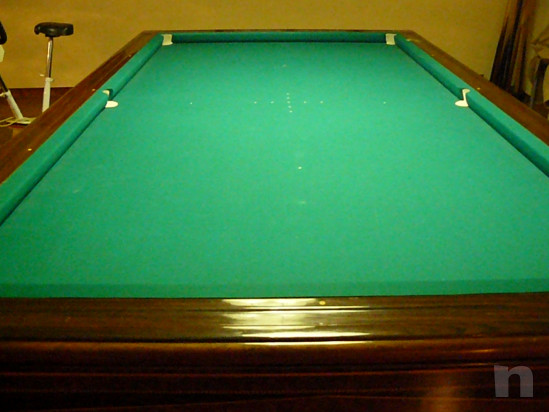 Biliardo con buche foto-50945