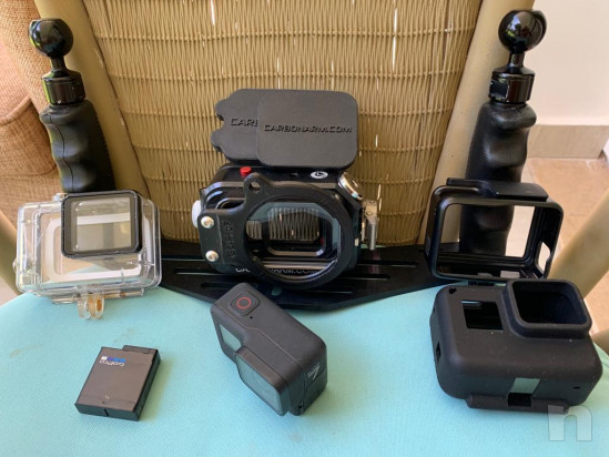GOPRO HERO 7 BLACK CON CUSTODIA CARBONARM 200 MT foto-25697