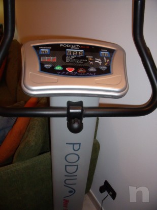 PEDANA VIBRANTE ( MODELLO  PODIUM WAVE 100 ) foto-2666