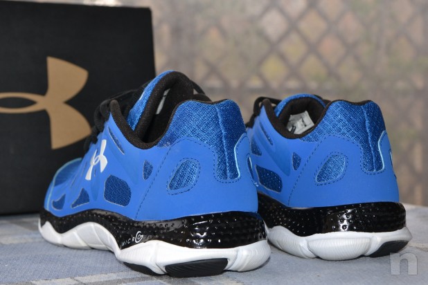 Scarpe running Under Armour "Micro G Engage" foto-4622
