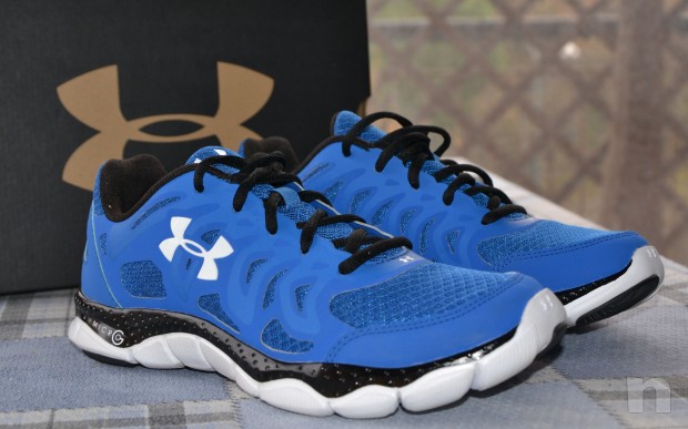 Scarpe running Under Armour "Micro G Engage" foto-4623