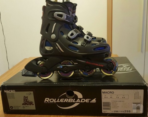 Pattini in Linea Rollerblade tg. 40 + Protezioni foto-2677