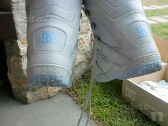 SCARPONCINI DA SNOWBOARD foto-4657