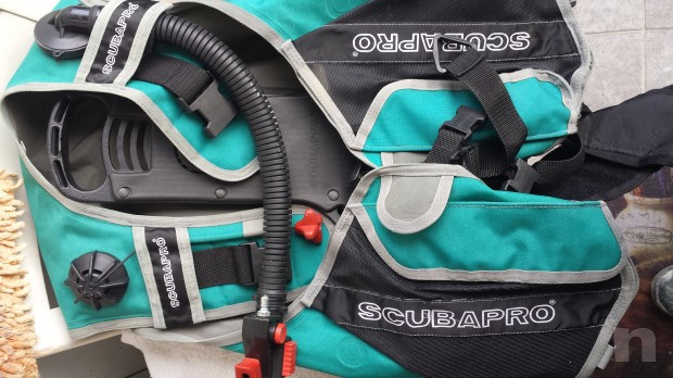 Attrezzature per sub foto-2770