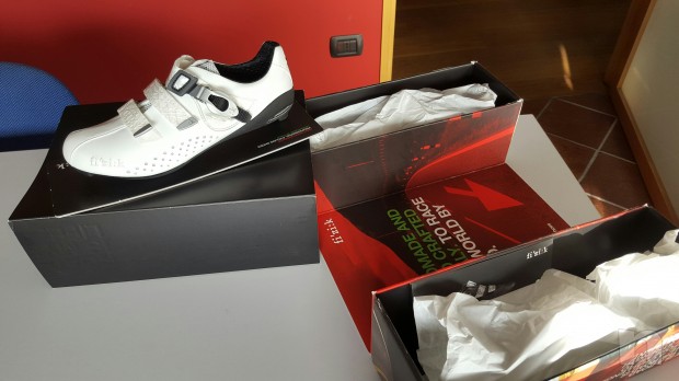 Scarpa Fizik R3 DONNA BIANCA (nuova) foto-4869