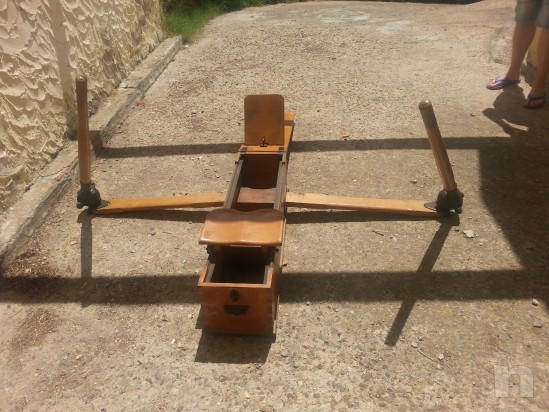 Vogatore antico in legno massiccio richiudibile  e perfettamente funzionante foto-5276